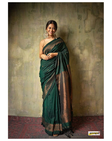 Angelic Bolliq Green Soft Lichi Silk Saree With  Contrast Blouse Piece